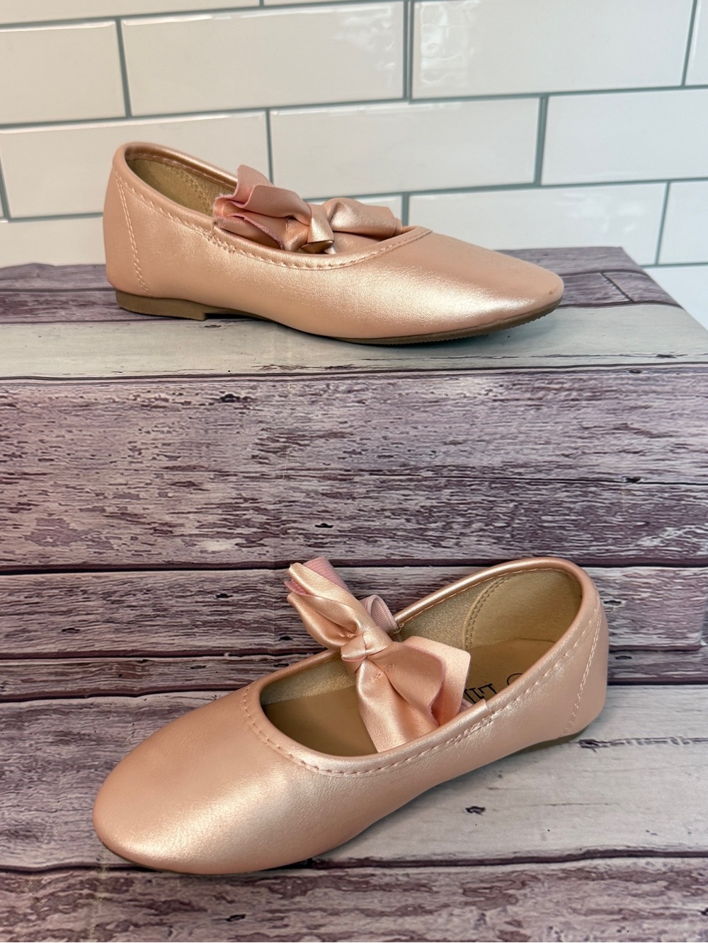 Lily & Dan rose gold bow 🎀 ballet flats size 11